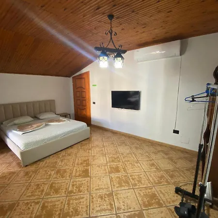 With View Apartman *